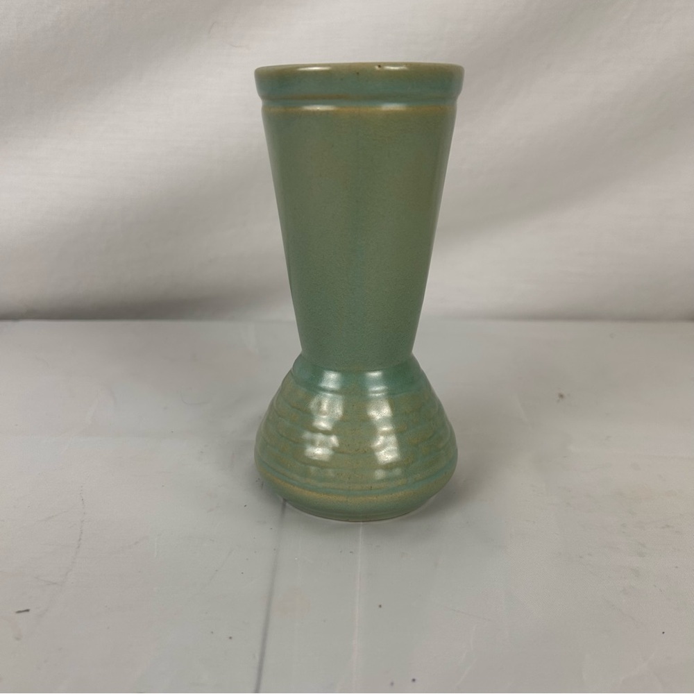 🌿 Vintage Celadon Green Art Pottery Vase – No. 6006 – 7” Mid Century